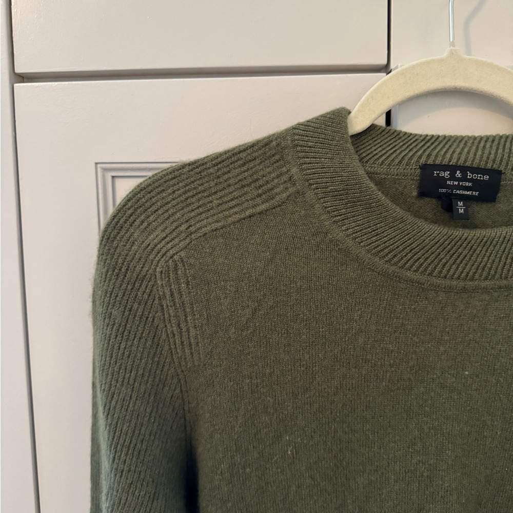 100% Cashmere Rag & Bone Olive Sweater - M